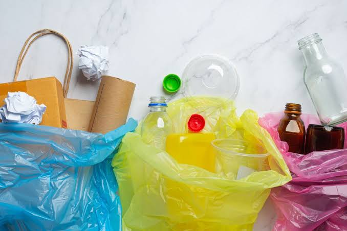 Solusi Jitu Manfaatin Limbah Plastik, Wajib Tahu!