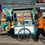 cara jualan bakso keliling laris